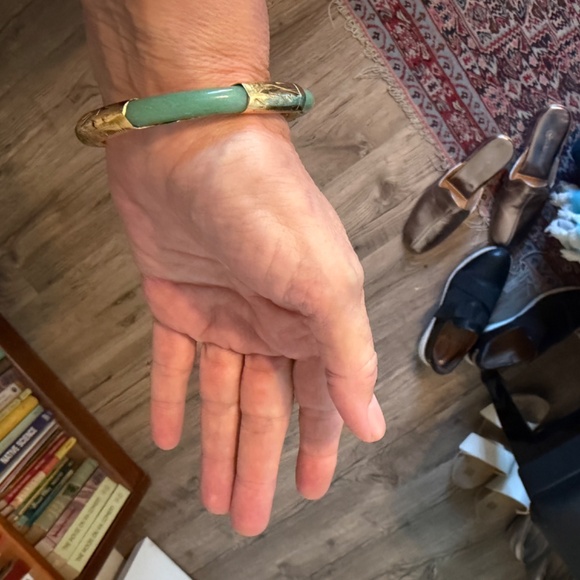 1980s Chinese gold and jade bangle (never worn) - Picture 10 of 10